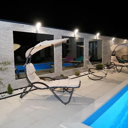 Vidovic Villa *