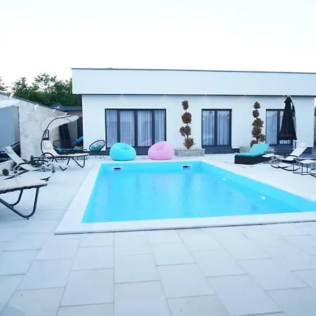 Vidovic Villa